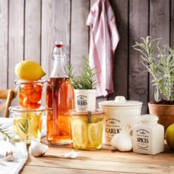 Knoblauchtopf Ø 14 Cm MRS. WINTERBOTTOM'S In Creme 9 Knoblauchtopf Ø 14 Cm MRS. WINTERBOTTOM'S In Creme -Einrichtungsgeschäft butlers knoblauchtopf o 14 cm mrs winterbottoms in creme 3