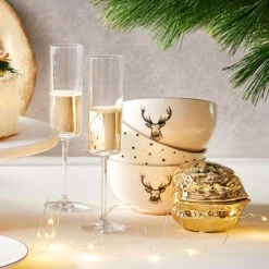 LED Lichterkette 50 Lichter Mit USB-Batteriefach TWINE LIGHTS In Transparent -Einrichtungsgeschäft butlers led lichterkette 50 lichter mit usb batteriefach twine lights in transparent 7